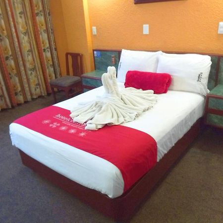 Hotel Central Ciudad Nezahualcoyotl ภายนอก รูปภาพ
