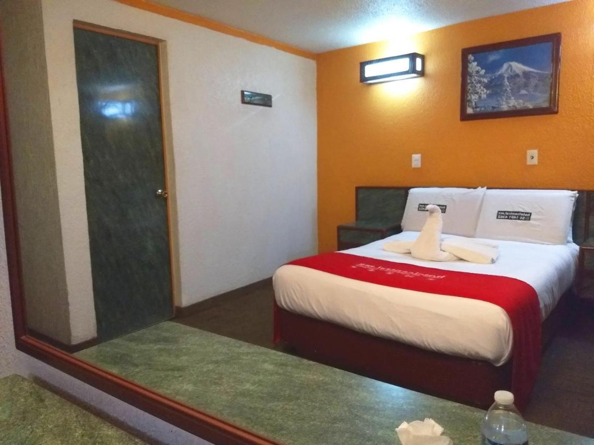 Hotel Central Ciudad Nezahualcoyotl ภายนอก รูปภาพ