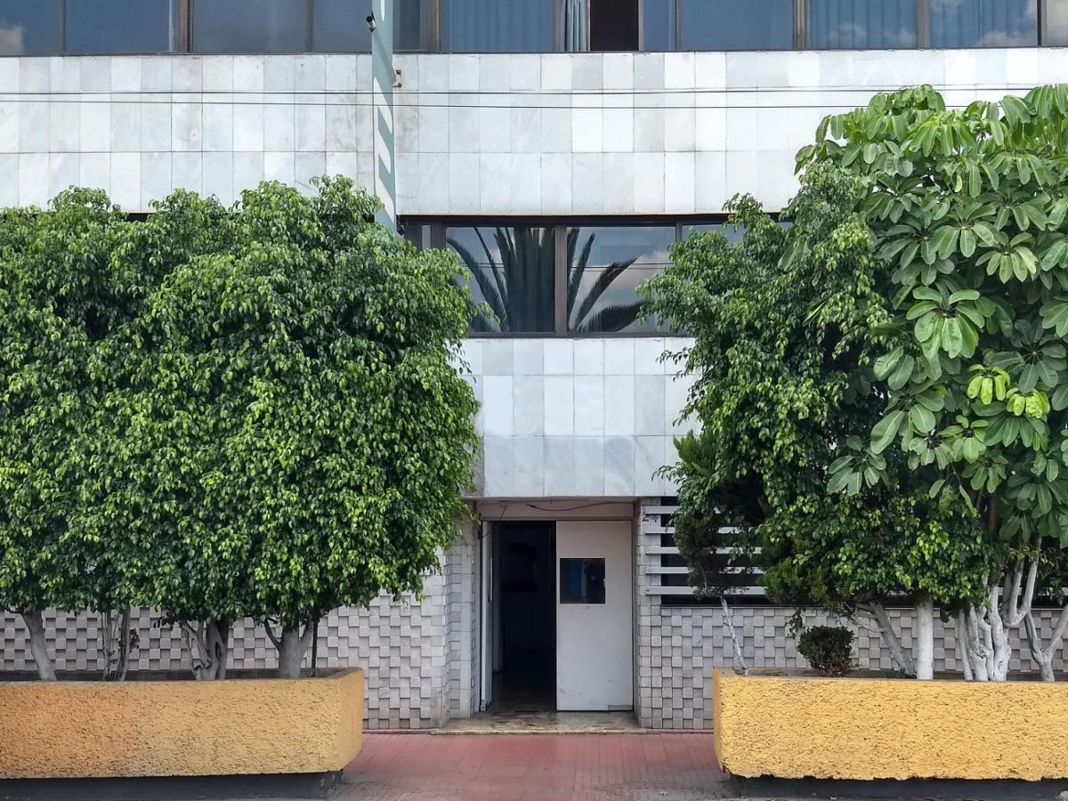 Hotel Central Ciudad Nezahualcoyotl ภายนอก รูปภาพ